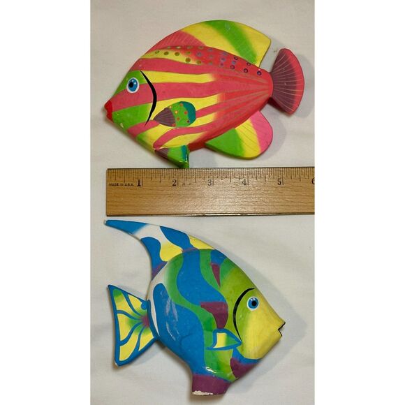 2 Vintage Hand-Painted Whimsical Bright Tropical Paper Resin Fish Figurines - Picture 3 of 7